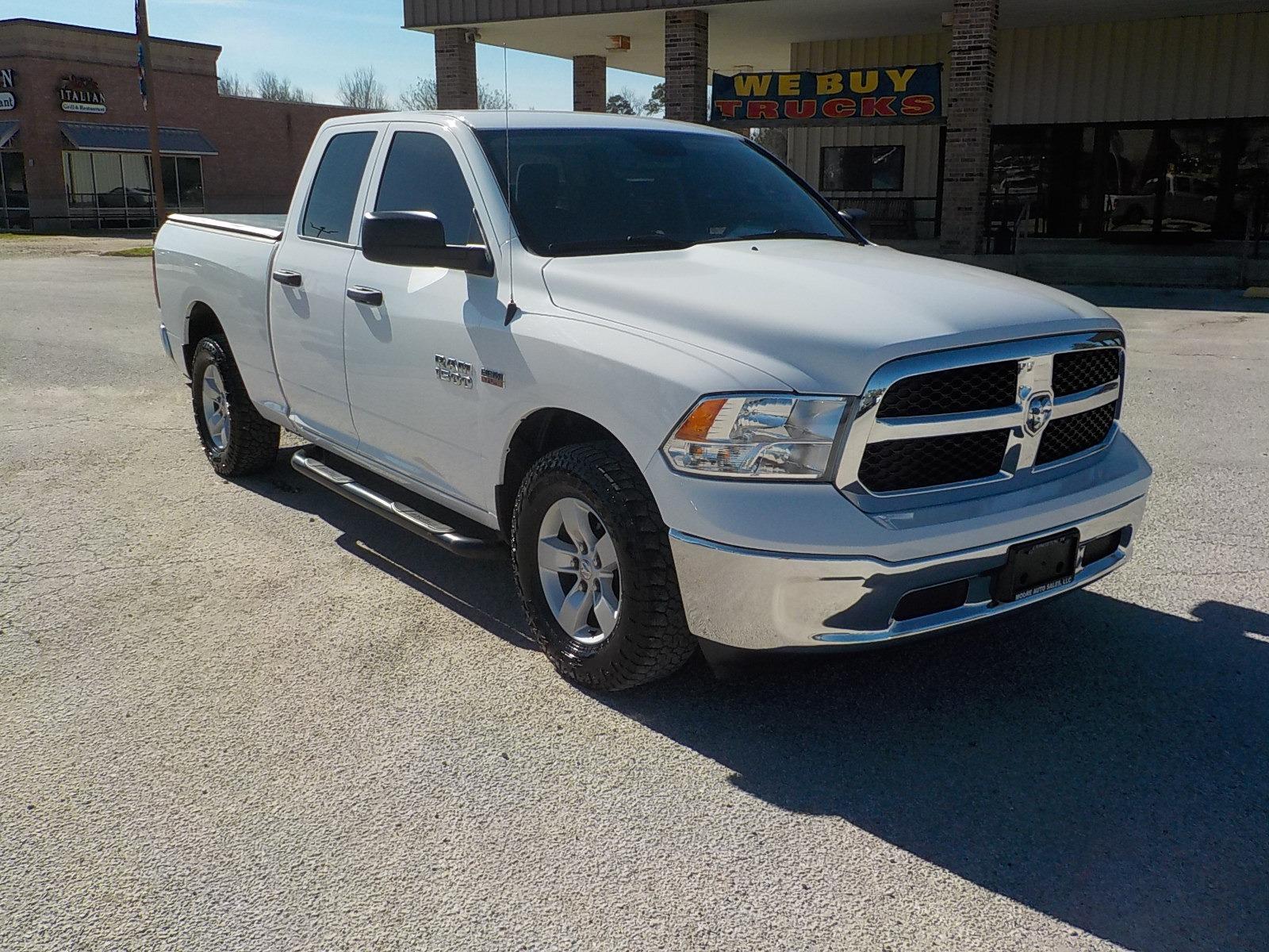 2019 White /Gray RAM 1500 (1C6RR6FT8KS) with an 5.7L Hemi engine, Automatic transmission, located at 1617 W Church Street, Livingston, TX, 77351, (936) 327-3600, 30.710995, -94.951157 - Great work truck! Awesome truck for the money!! - Photo #1